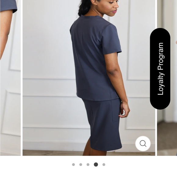 C. Saucy, grey, scrub top, 3XL - Picture 4 of 4